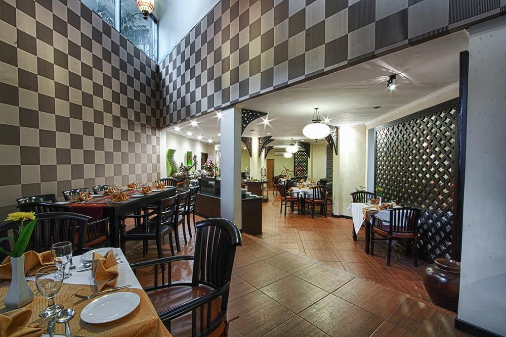 Hotel Montana Malang Exteriér fotografie